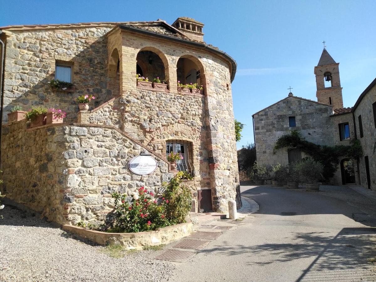 La Vecchia Corte Сан-Джиминьяно Экстерьер фото